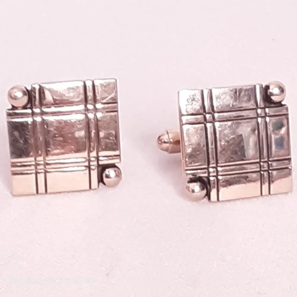 💎Mens Cufflinks Gold Tone Metal With Plaid Engraved Pattern